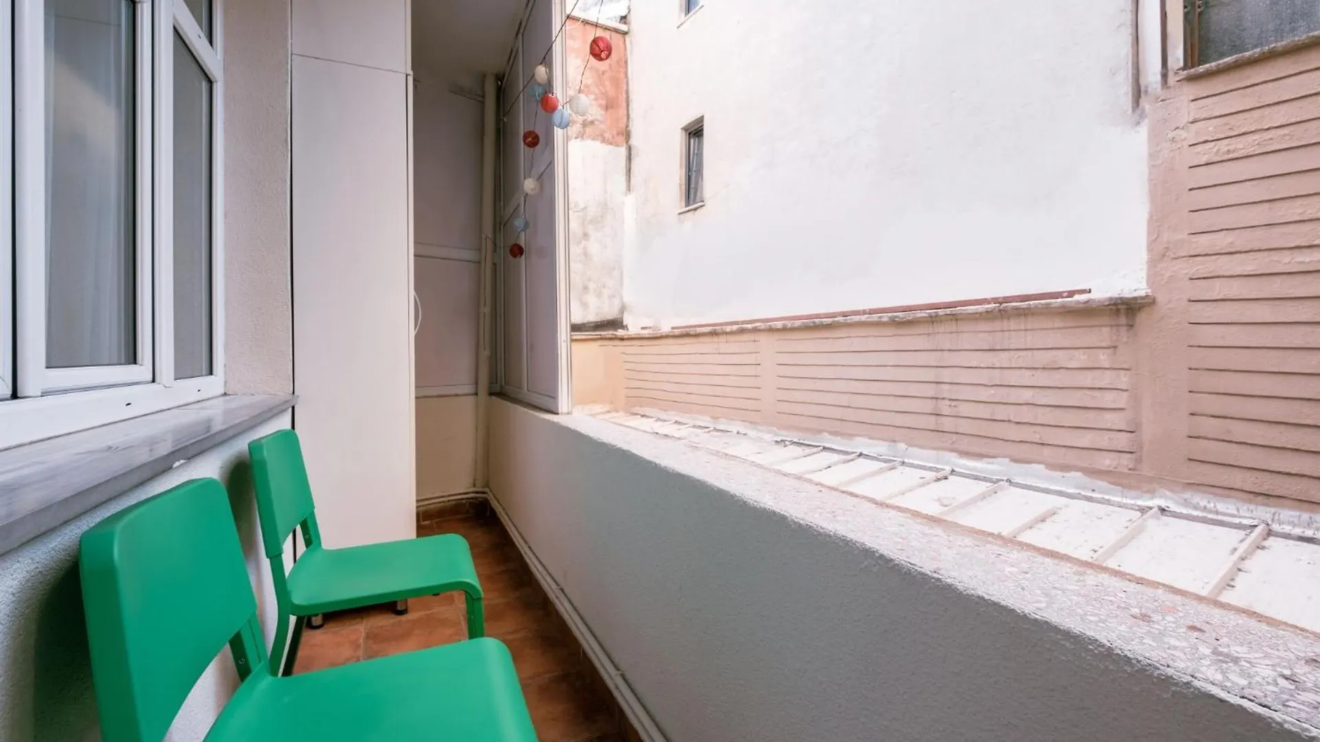 Apartment Modern Spacious Flat W Balcony 5 Min To Taksim Istanbul Turkey