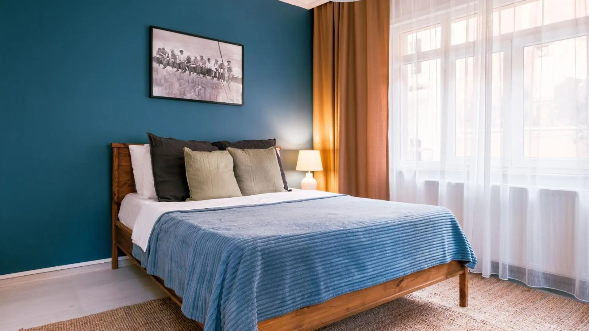 Modern Spacious Flat W Balcony 5 Min To Taksim Isztambul